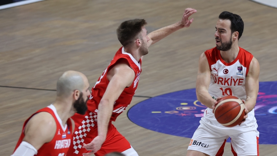 La Turchia impegnata nelle fasi di qualificazione a Euro2022 Melih Mahmutoglu della Turchia