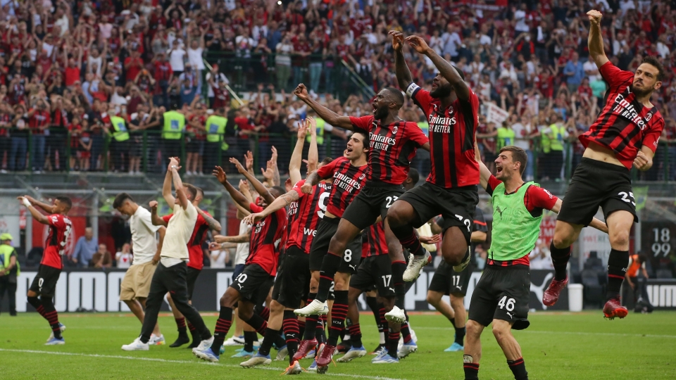 Milan players celebrate following their win over Atalanta Milan