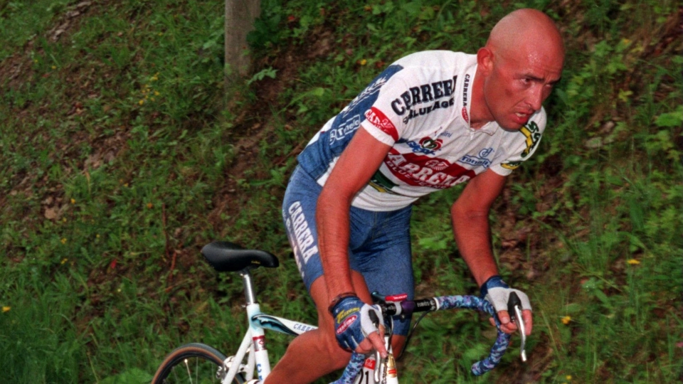 Marco Pantani, le foto di un mito