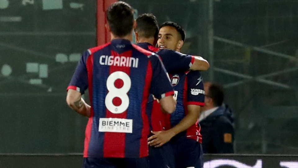 Ounas Crotone Verona Serie A