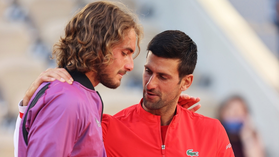 Roland Garros: leggendario Djokovic, le foto