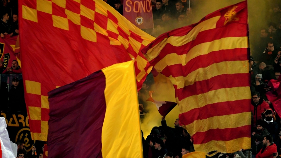 Roma fans