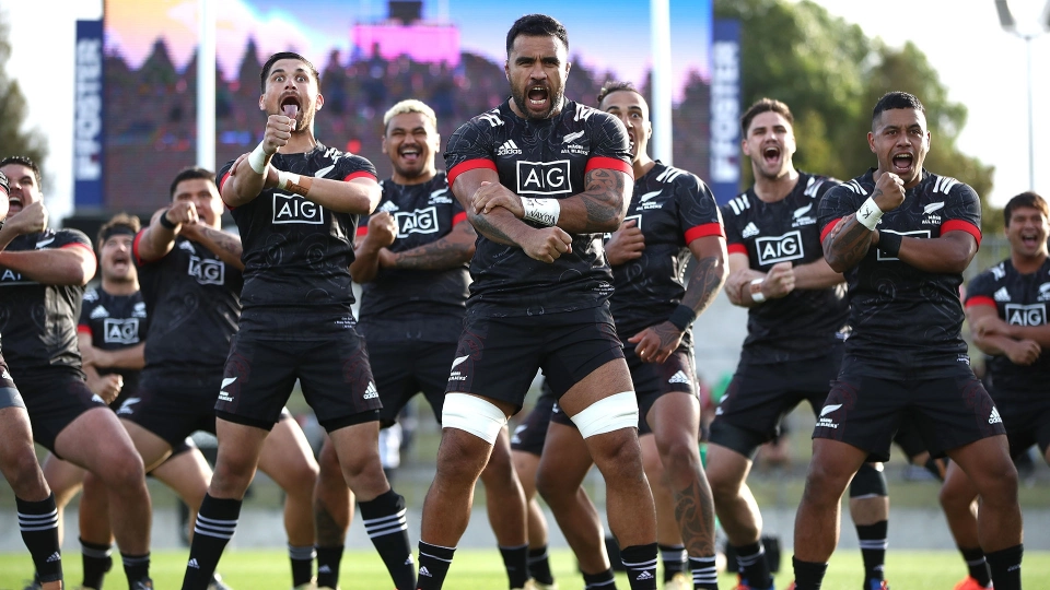 Rugby: gli All Black si aggiudicano il Tri Nations