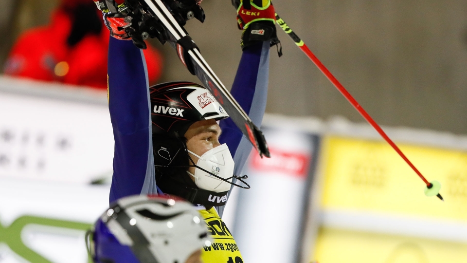 Sci: Vinatzer terzo nello slalom di Madonna di Campiglio