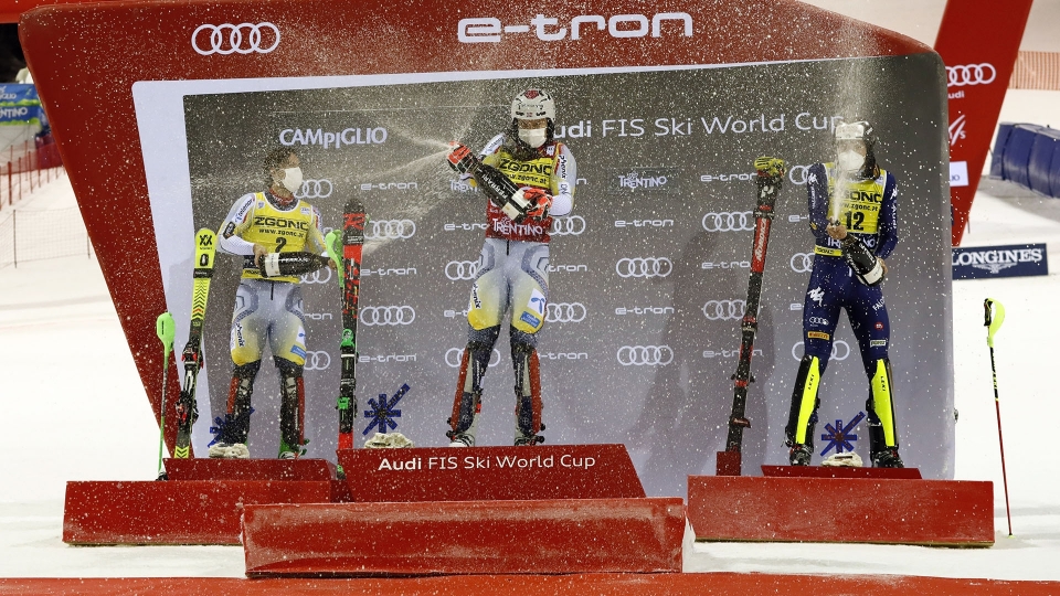 Sci: Vinatzer terzo nello slalom di Madonna di Campiglio