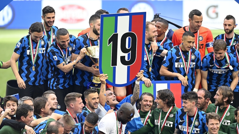 Serie A: Inter-Udinese 5-1, le foto della festa nerazzurra Serie A: Inter-Udinese 5-1, le foto della festa nerazzurra