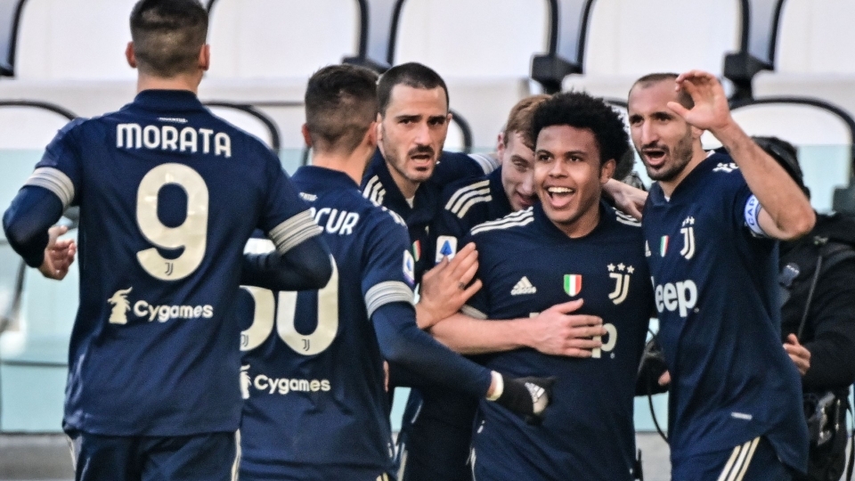 Con tre reti, Weston McKennie ha raggiunto Michael Bradley come miglior marcatore statunitense nella storia della Serie A. Serie A: Juventus-Bologna 2-0, le foto