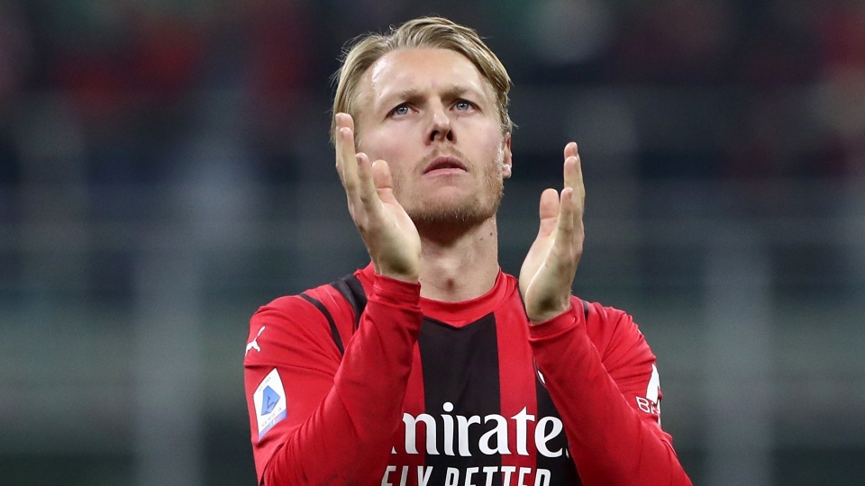 Simon Kjaer Milan Simon Kjaer Milan