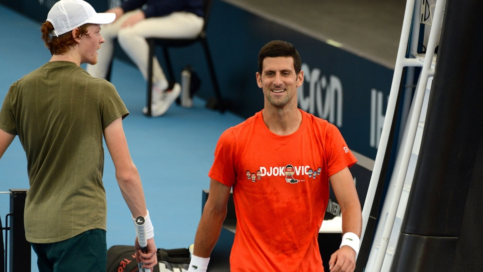 Sinner-Djokovic: le foto della prima sfida