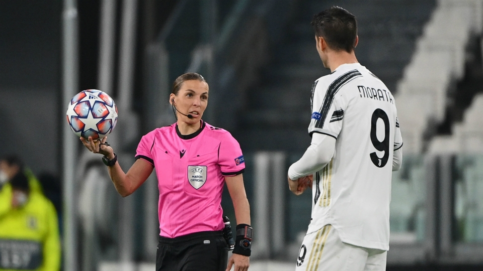 Stephanie Frappart Juventus vs Dinmao Kiev UCL 12022020