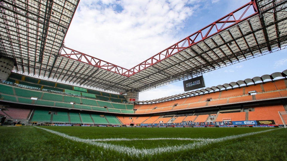 San Siro porte chiuse