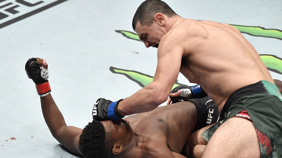 UFC: Di Chirico devastante, le foto della vittoria